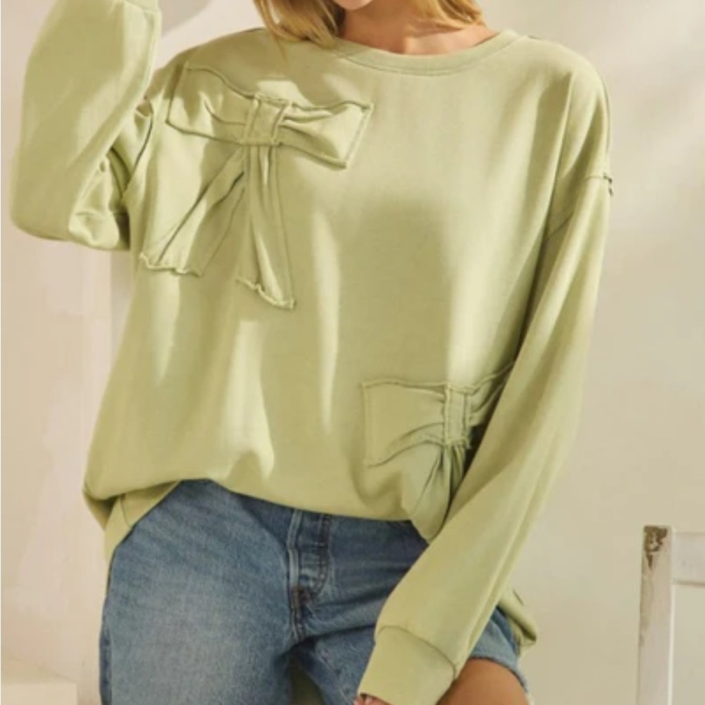 POL Sage Green Whimsy Distressed Bohemian Bow Detail Sweatshirt NWT - Picture 2 of 7